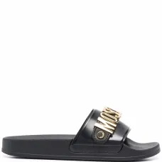 Шлепанцы с логотипом