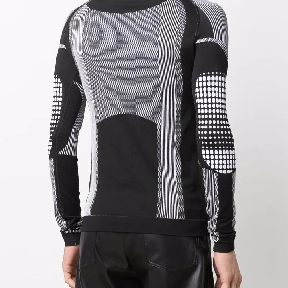 Топ с высоким воротником