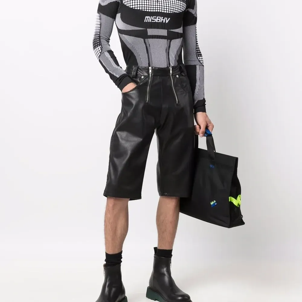 Топ с высоким воротником