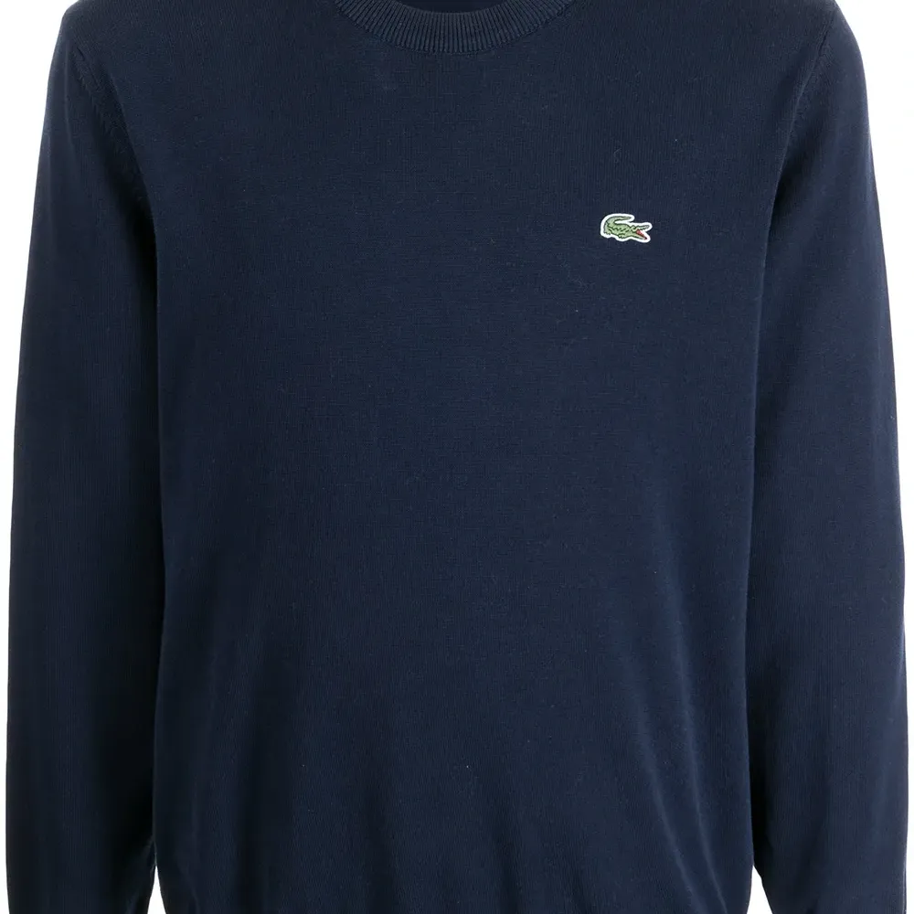 Толстовка с вышитым логотипом