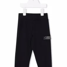 джоггеры с накладным карманом