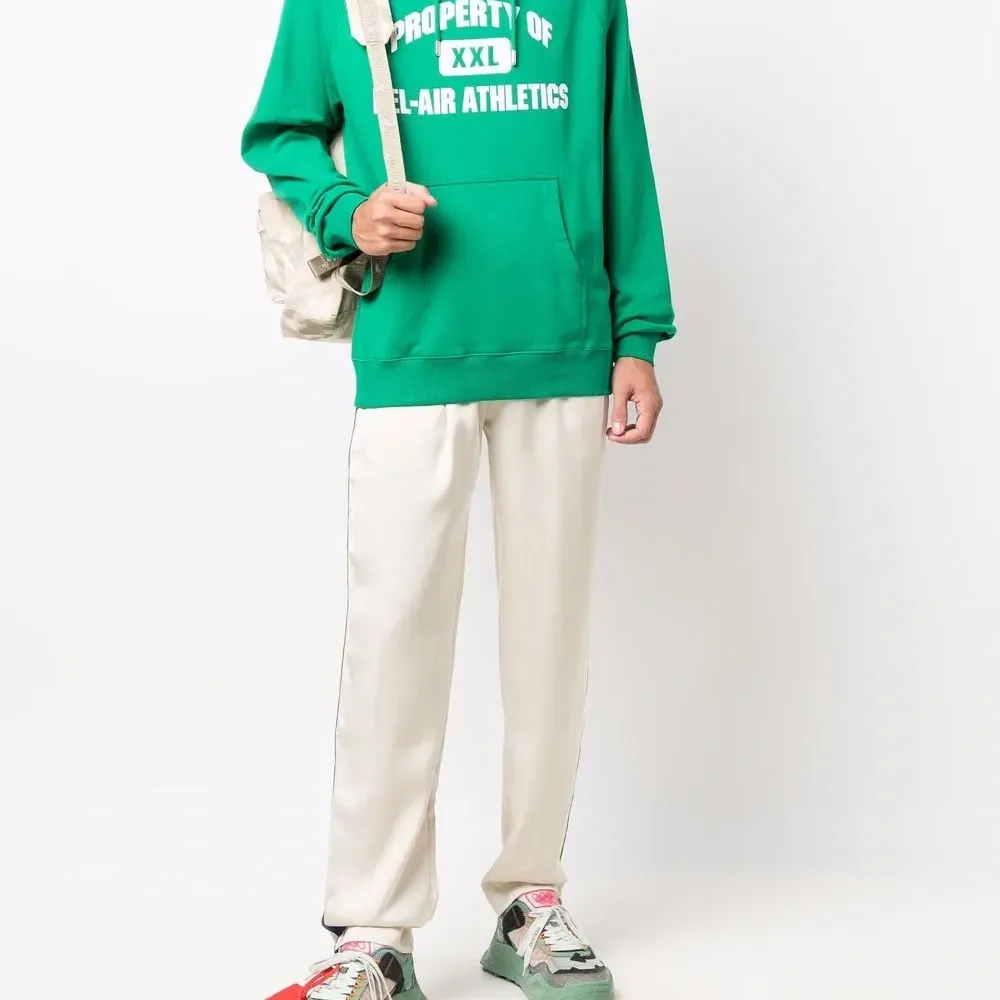 худи с логотипом