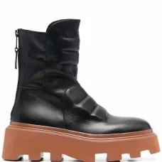 ботинки на массивной подошве ботинки на массивной подошве