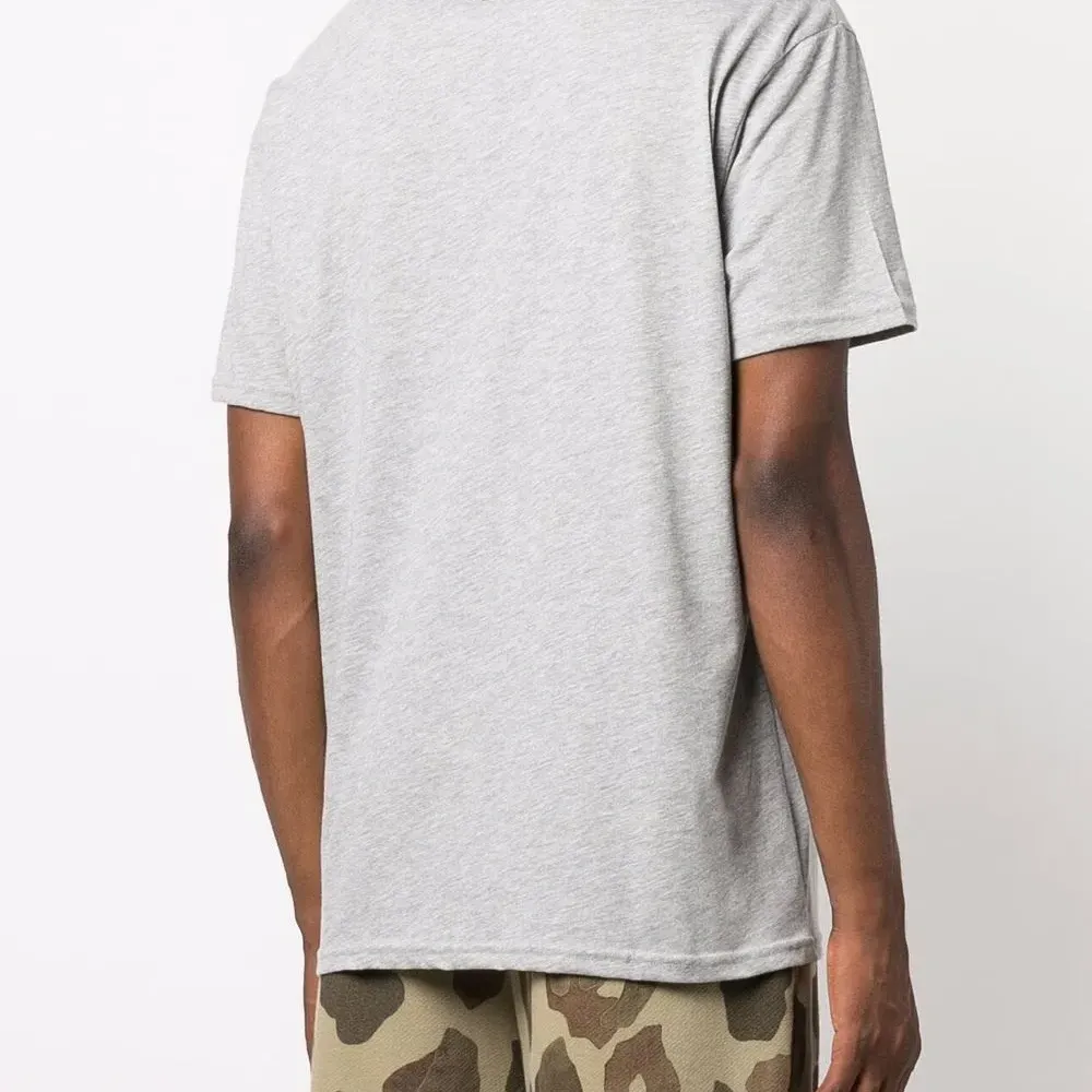 Футболка с логотипом