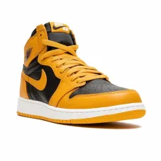 Кроссовки Air Jordan Retro 1