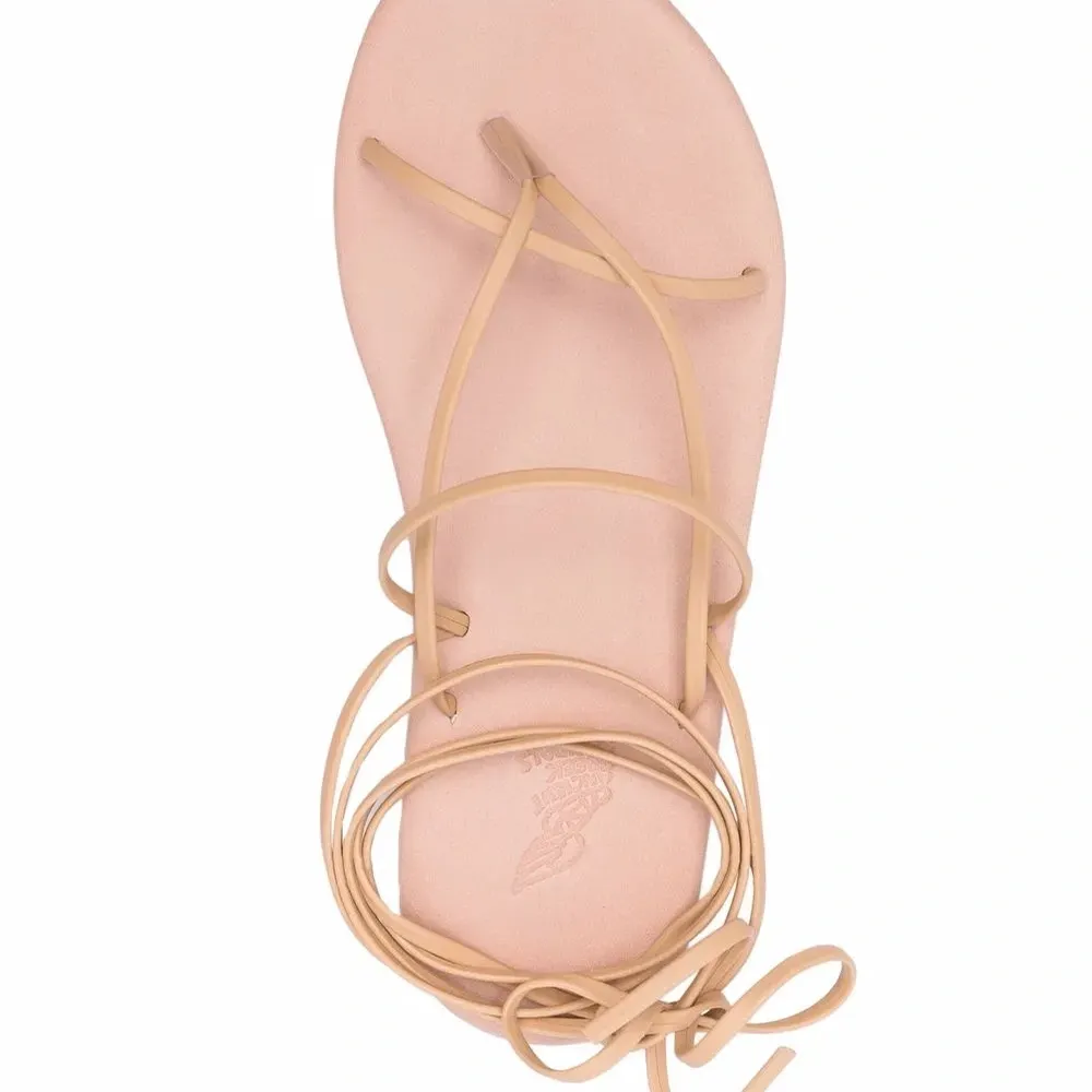 Шлепанцы String на плоской подошве