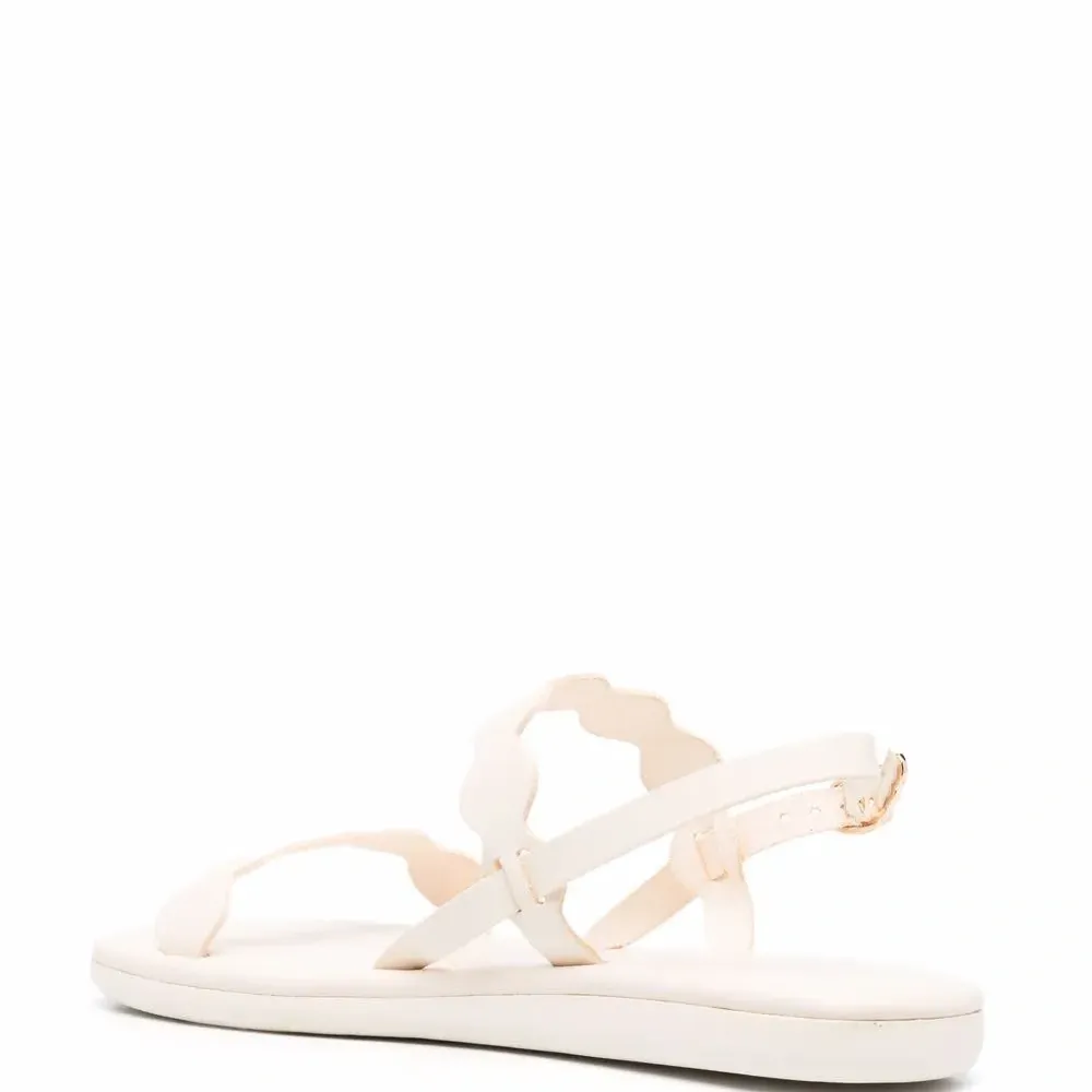 Сандалии с фестонами