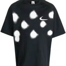 Футболка с графичным принтом Футболка с графичным принтом