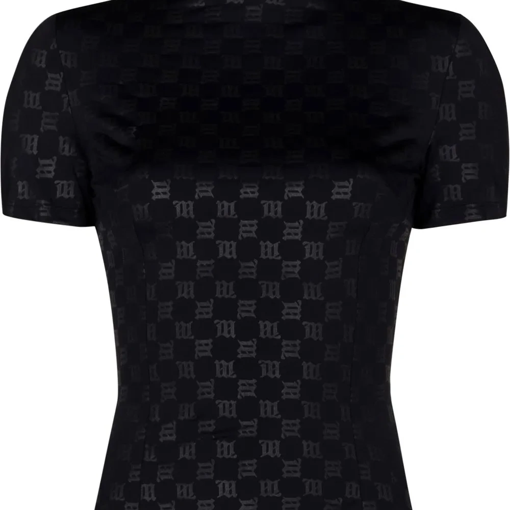 Футболка с монограммой Футболка с монограммой