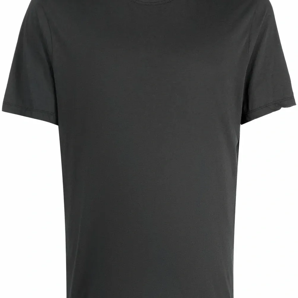 Футболка с короткими рукавами