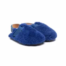 слиперы с ремешком на пятке из овчины