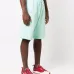 спортивные шорты