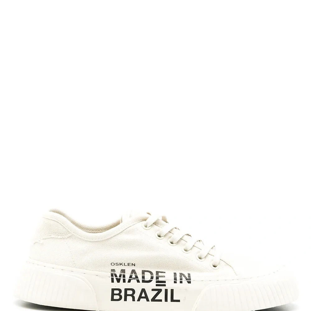 Кроссовки с бахромой