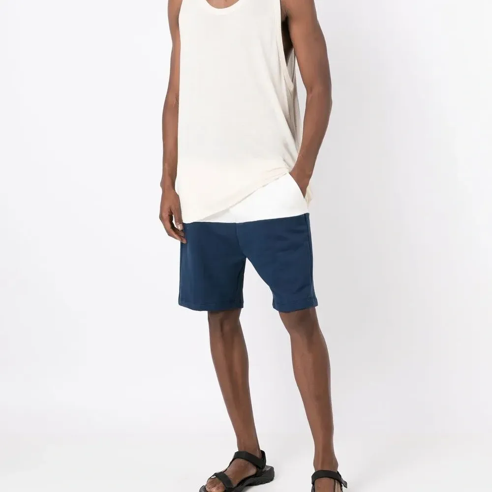 Топ прямого кроя без рукавов