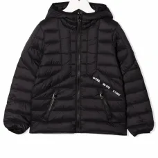 пуховик на молнии с капюшоном