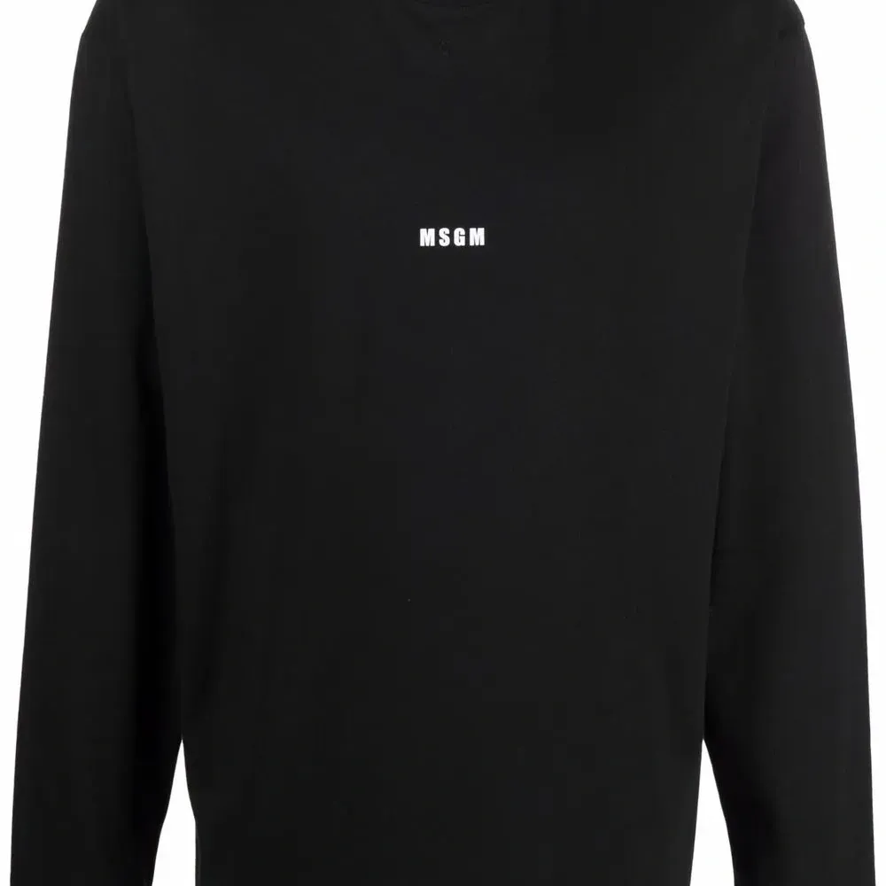 Футболка с длинными рукавами и логотипом