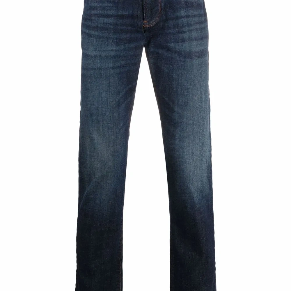 прямые джинсы средней посадки