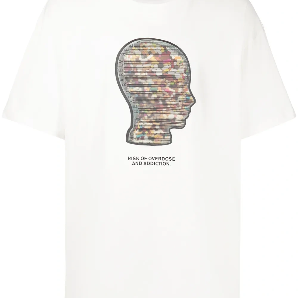 Футболка с графичным принтом