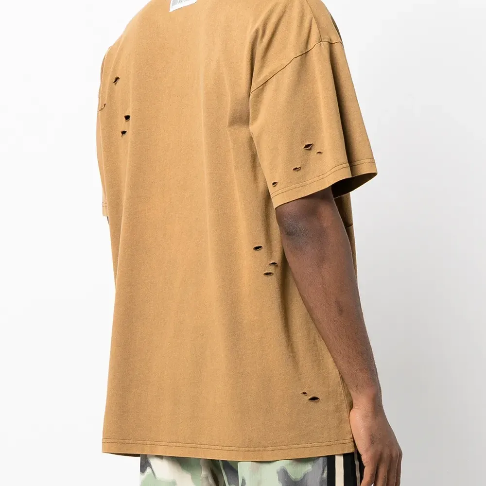 Футболка с графичным принтом