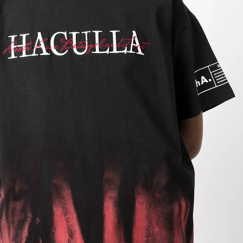 Футболка с логотипом