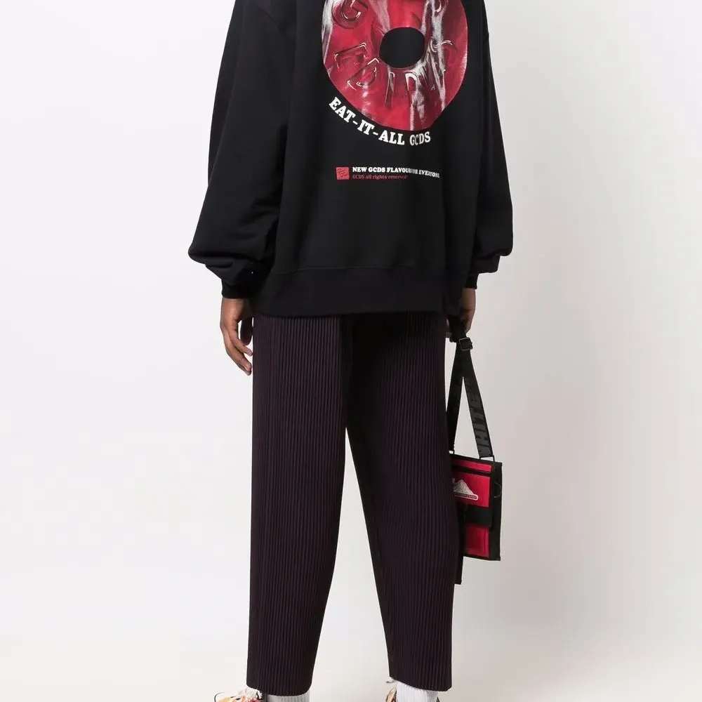 Худи с нашивкой-логотипом