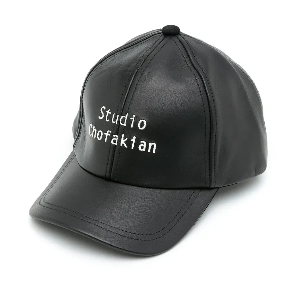 Бейсболка с вышитым логотипом