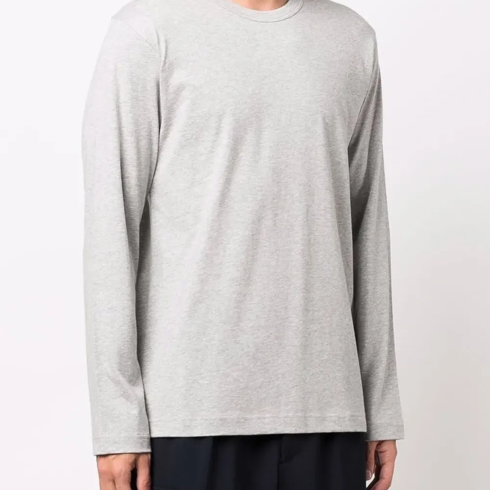 Футболка с длинными рукавами и логотипом