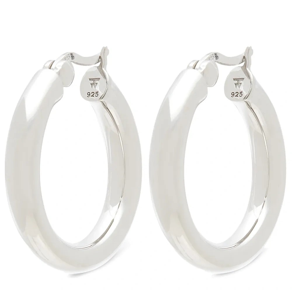 Серьги-кольца среднего размера