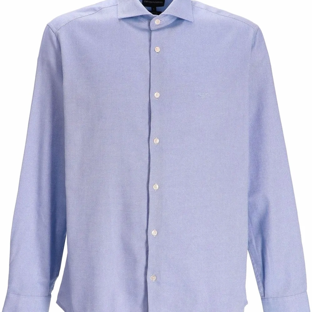 Рубашка на пуговицах