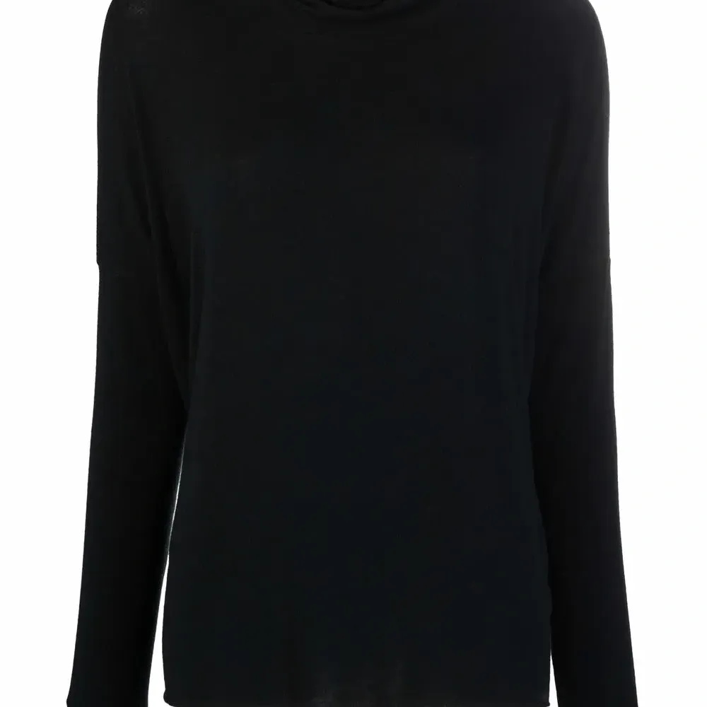 Топ с воротником-хомутом