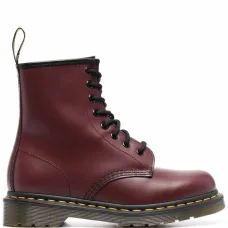 Ботинки на шнуровке