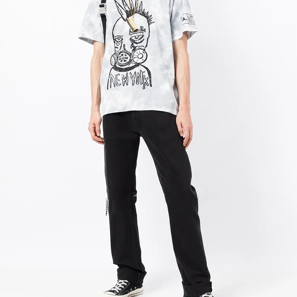 Футболка с графичным принтом