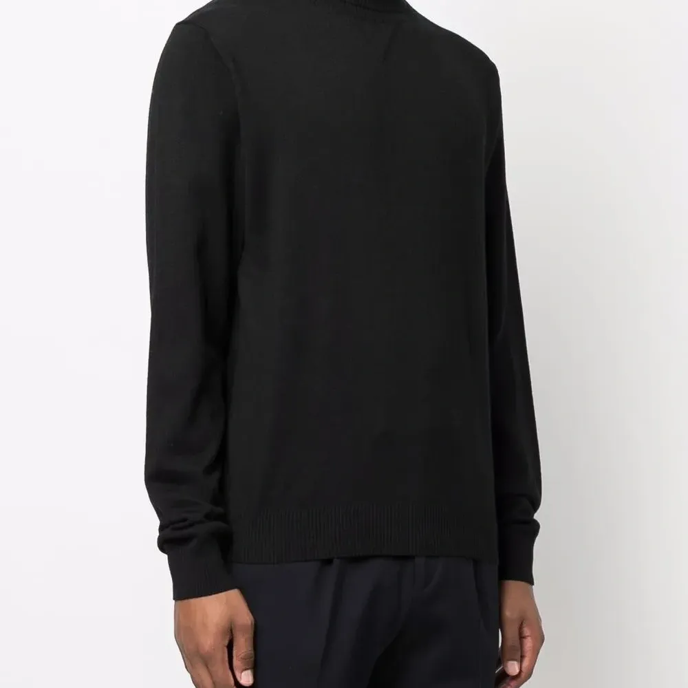 Джемпер с высоким воротником