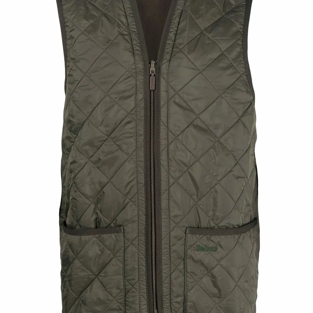 Стеганый жилет с накладными карманами