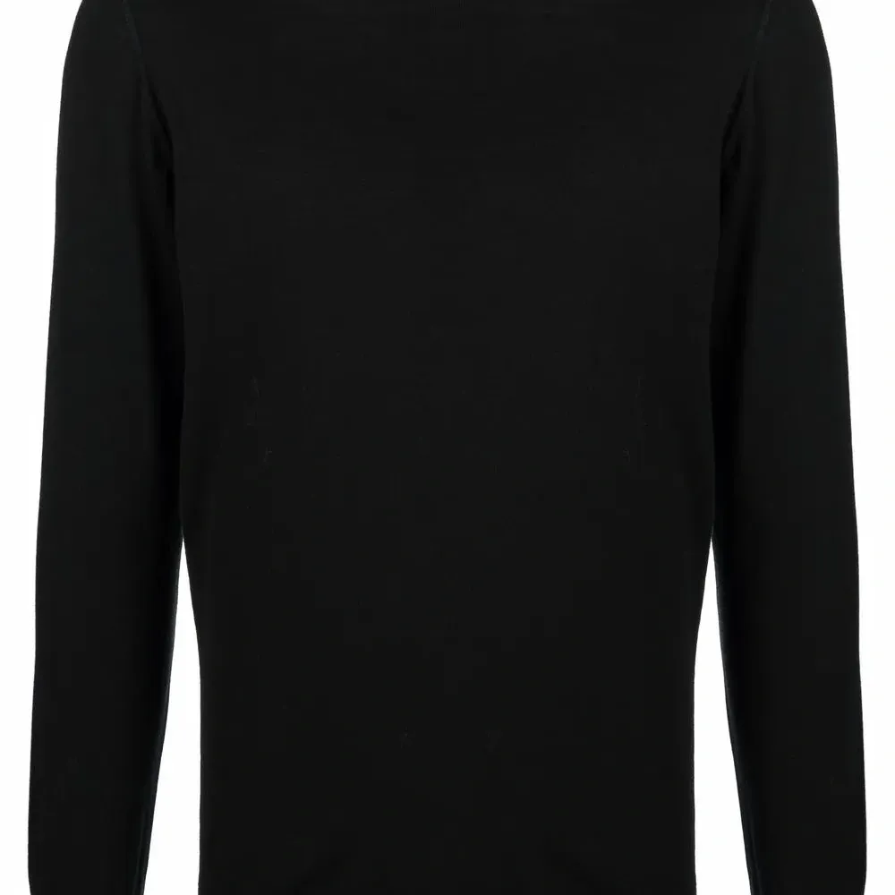 Джемпер с круглым вырезом