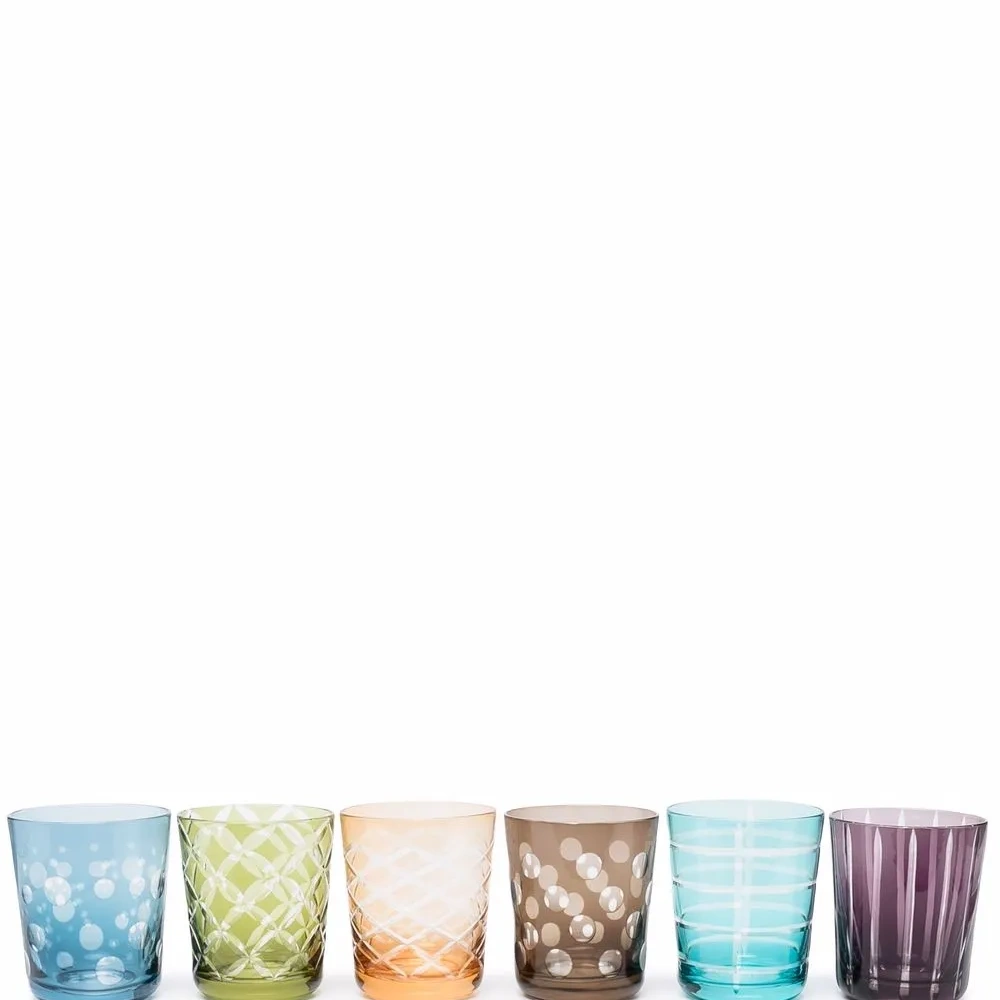 Набор из шести разноцветных стаканов