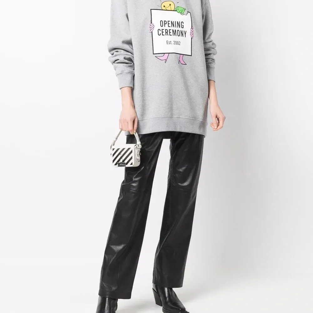 худи с логотипом