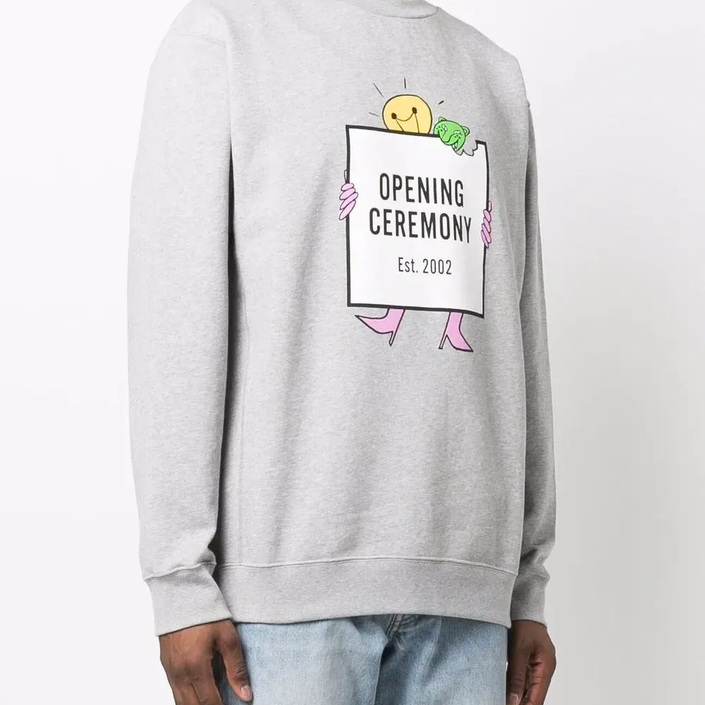 худи с логотипом