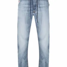 Зауженные джинсы