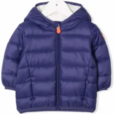 пуховик с нашивкой-логотипом