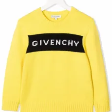 свитер вязки интарсия с логотипом