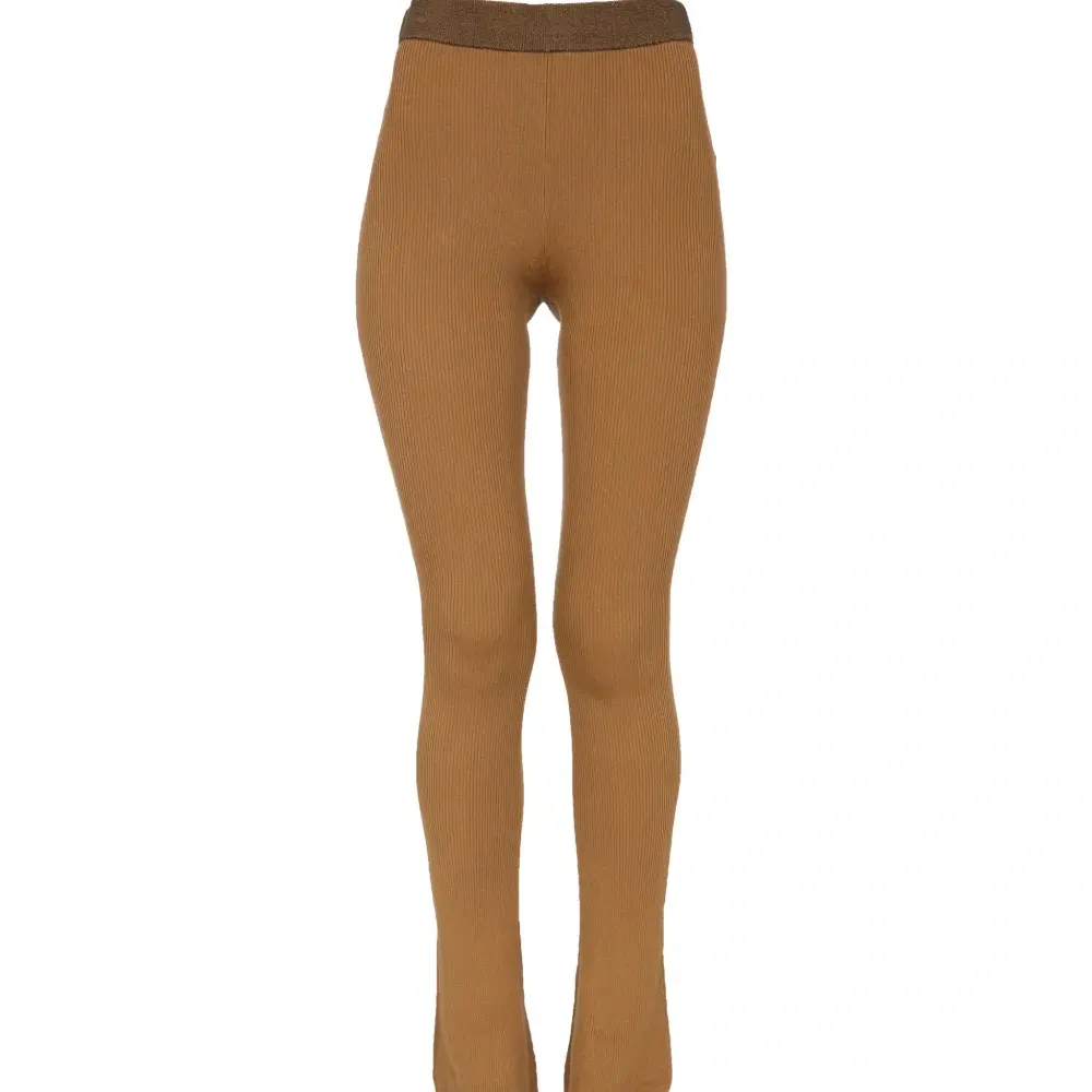 Легинсы в рубчик