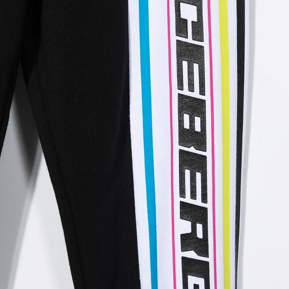 джоггеры с логотипом