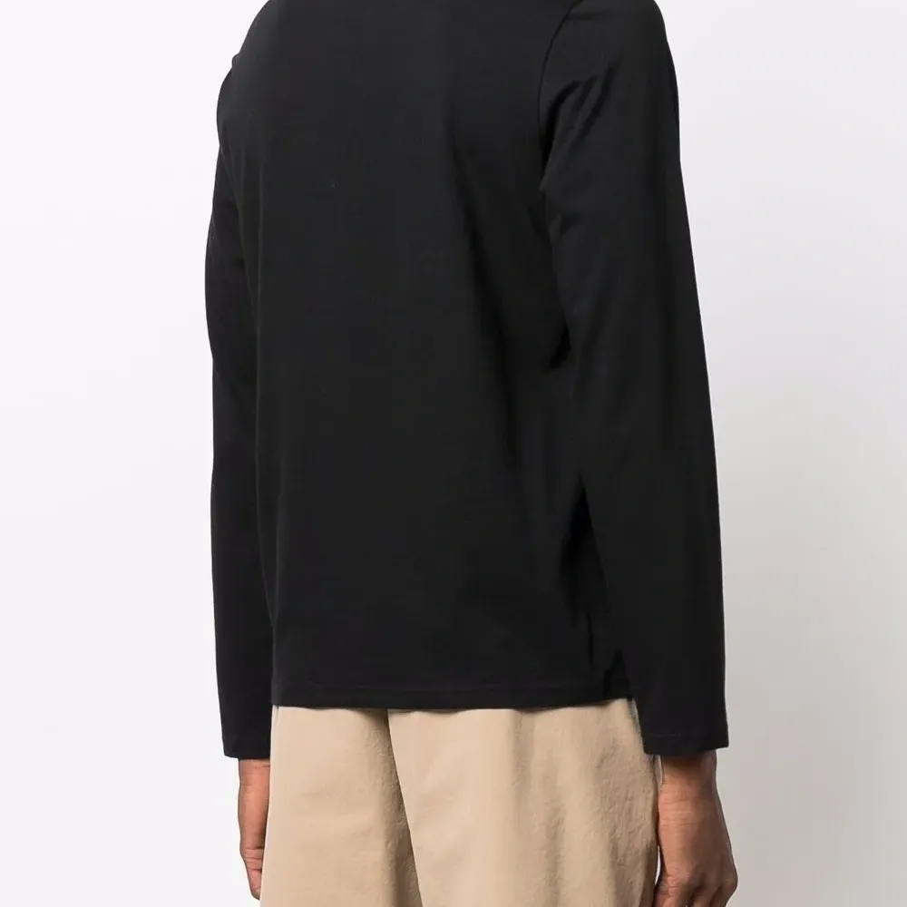 Футболка с вышитым логотипом