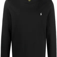 Футболка с вышитым логотипом