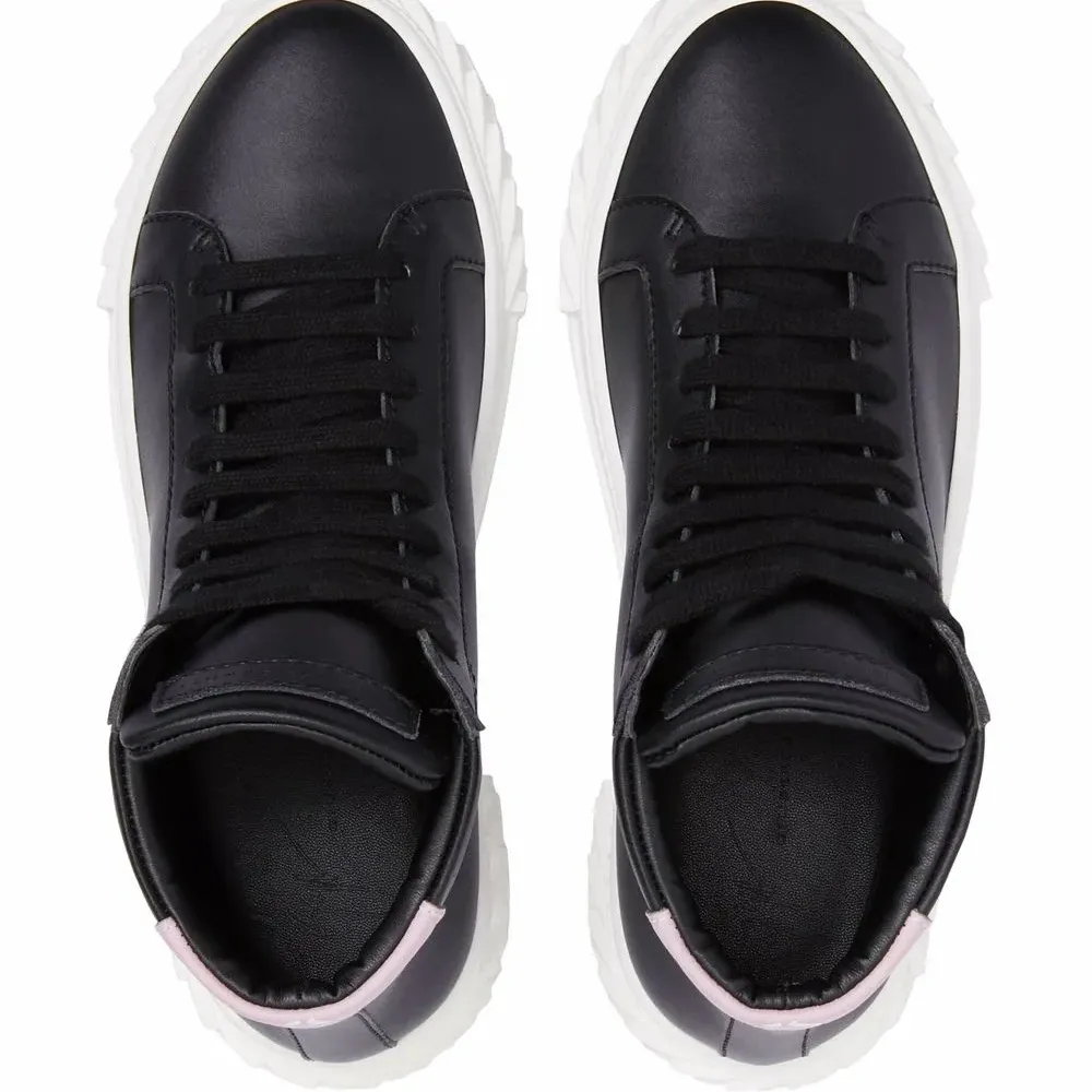 Высокие кеды на шнуровке