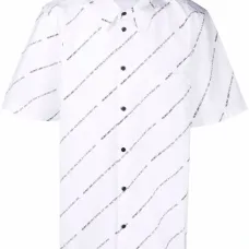 рубашка с логотипом