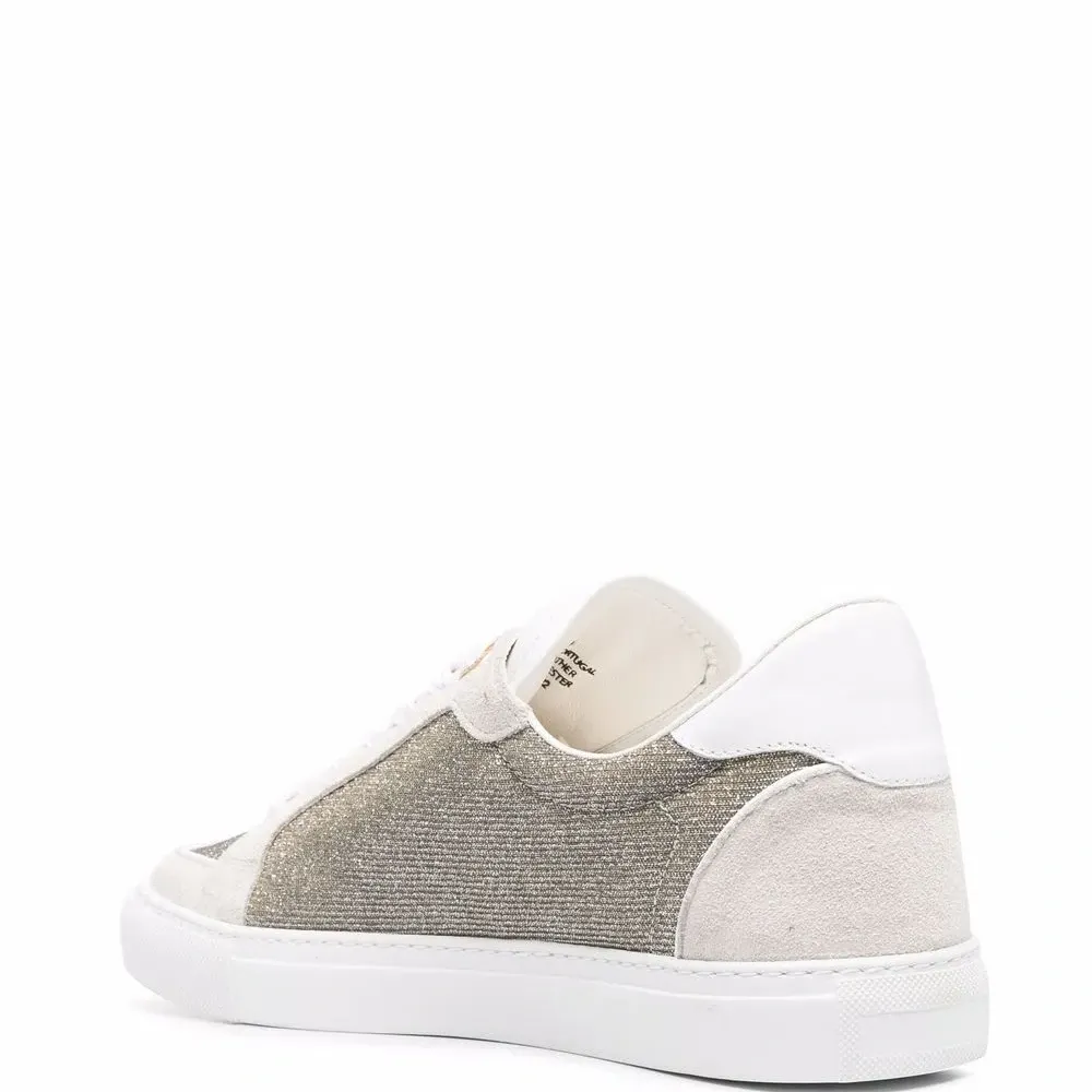 Кроссовки с нашивкой-логотипом