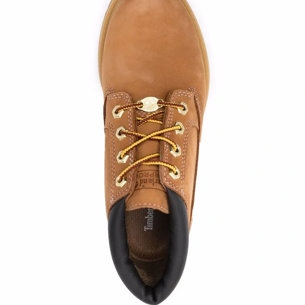 Ботинки с тисненым логотипом