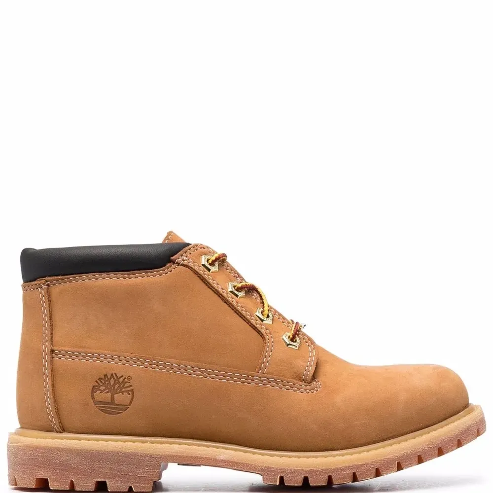 Ботинки с тисненым логотипом